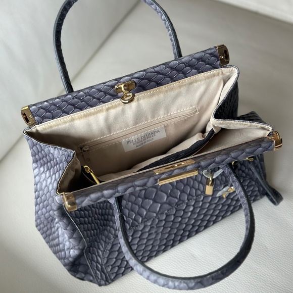 Pelle Di Giada Handbag - Picture 2 of 5